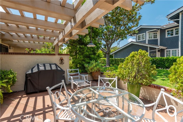 22 Santa Cruz Court, Manhattan Beach, California 90266, 3 Bedrooms Bedrooms, ,Residential,Sold,Santa Cruz,SB23136027