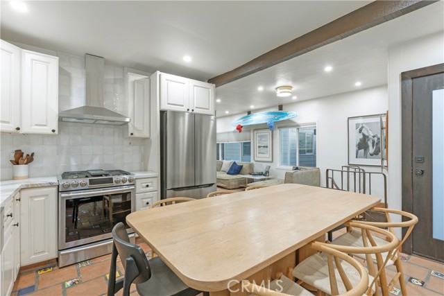 Detail Gallery Image 16 of 35 For 106 31st St, Newport Beach,  CA 92663 - 5 Beds | 3 Baths