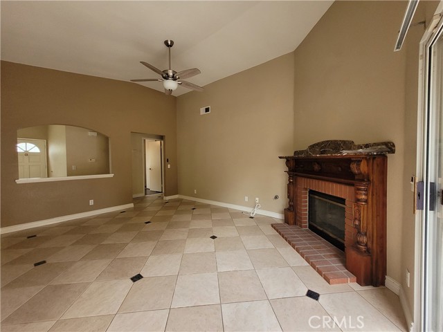 Detail Gallery Image 23 of 37 For 775 Falcon View, Upland,  CA 91784 - 3 Beds | 2 Baths
