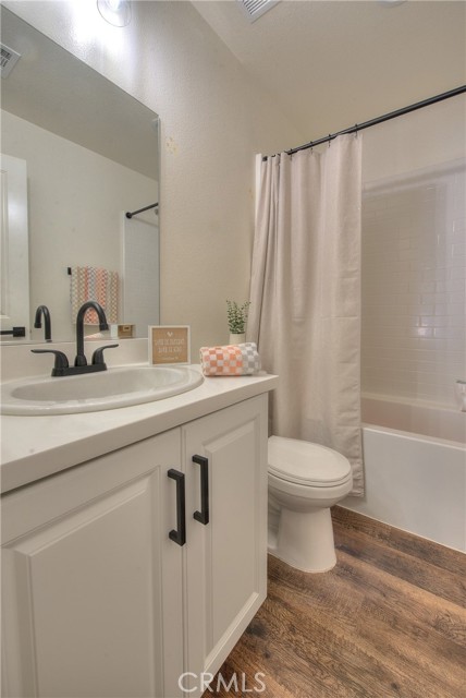 29428 Bamboo Court, Winchester CA: https://media.crmls.org/medias/860c64b0-5d3b-4561-b073-837fb33e28e4.jpg