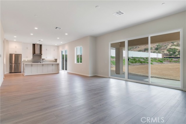 Detail Gallery Image 8 of 48 For 6536 Canyon Oaks Dr, Simi Valley,  CA 93063 - 5 Beds | 5/1 Baths