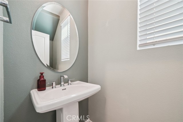 Detail Gallery Image 28 of 64 For 16233 Lozano St #2,  Fontana,  CA 92336 - 3 Beds | 2/1 Baths