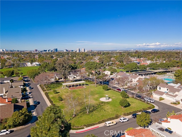 Detail Gallery Image 27 of 28 For 4521 Green Tree Ln, Irvine,  CA 92612 - 3 Beds | 2/1 Baths