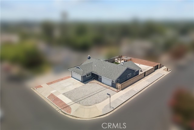10625 Valjean Avenue, Granada Hills CA: https://media.crmls.org/medias/860f9adb-ffb8-4ce5-9322-d5042f5d13c1.jpg