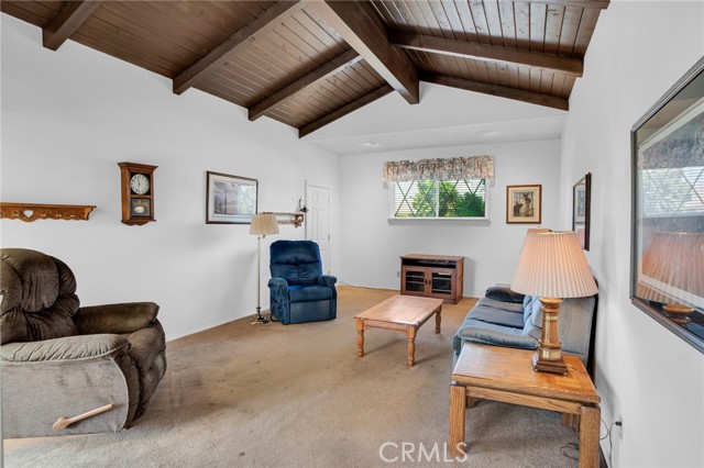 Detail Gallery Image 21 of 46 For 18944 Prairie St, Northridge,  CA 91324 - 4 Beds | 2 Baths
