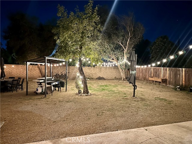 Detail Gallery Image 27 of 32 For 1142 Brentwood, Rialto,  CA 92376 - 4 Beds | 3 Baths