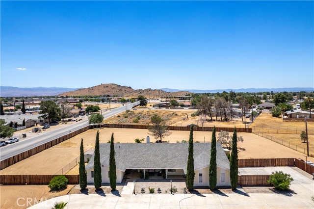 Detail Gallery Image 45 of 54 For 20081 Symeron Rd, Apple Valley,  CA 92307 - 3 Beds | 3 Baths