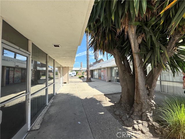  Commercial for Sale in Hawthorne, California