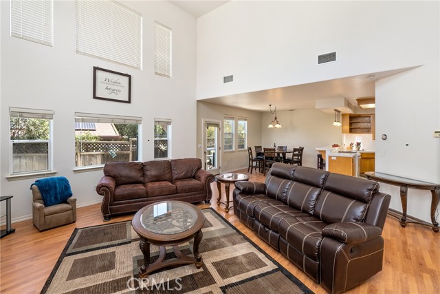 Detail Gallery Image 6 of 35 For 1050 Megan Ct, Templeton,  CA 93465 - 3 Beds | 2/1 Baths