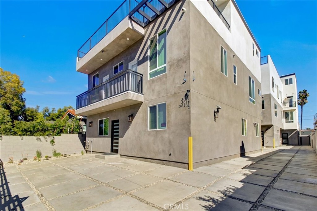 3016 West