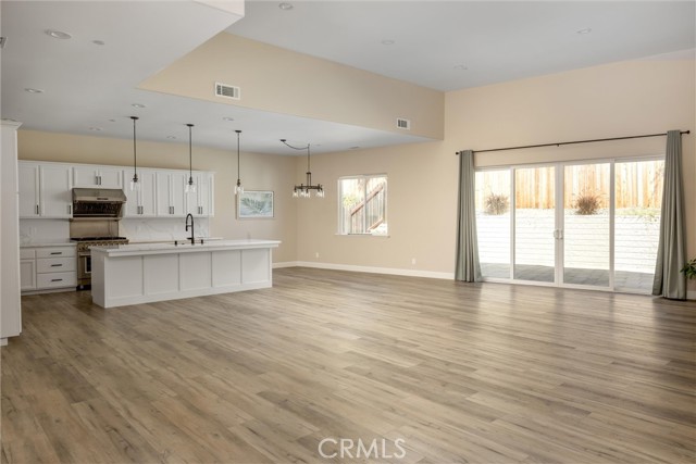4654 Hummel Drive, Santa Maria CA: https://media.crmls.org/medias/86129148-827c-4a9d-aff9-7111069600e8.jpg