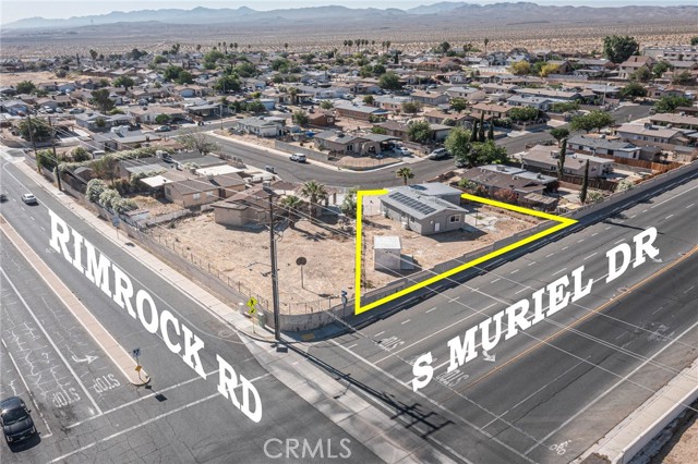 2008 Sequoia Drive, Barstow CA: https://media.crmls.org/medias/86136923-f5b8-486c-a0a5-98714bfc2d98.jpg
