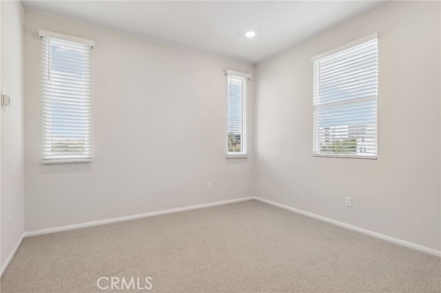 Detail Gallery Image 16 of 24 For 224 Aurora Ln, Pomona,  CA 91767 - 2 Beds | 2/1 Baths