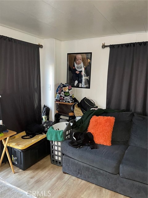 Detail Gallery Image 10 of 11 For 4400 Florida, Hemet,  CA 92545 - 2 Beds | 2 Baths