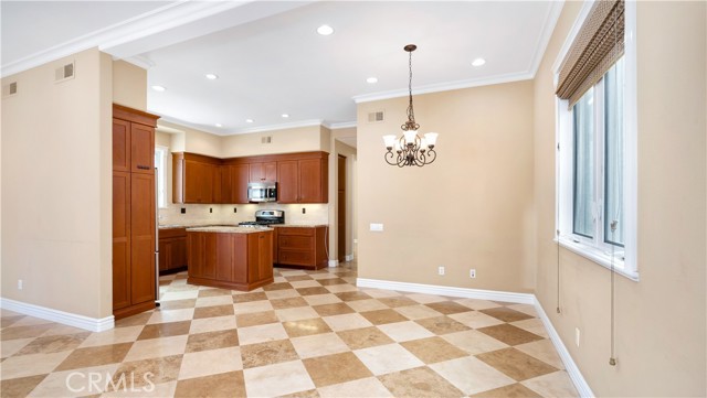 Detail Gallery Image 7 of 30 For 431 Iris Ave, Corona Del Mar,  CA 92625 - 3 Beds | 3 Baths