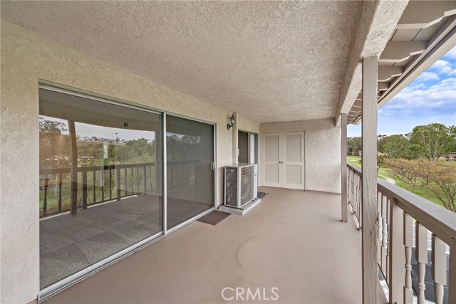 31705 W Nine Drive, Laguna Niguel CA: https://media.crmls.org/medias/86169c8a-5cdf-42b2-9f96-12f3adf40e7b.jpg