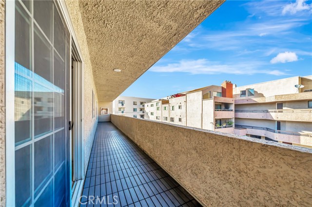 Detail Gallery Image 27 of 65 For 4647 Willis Ave #312,  Sherman Oaks,  CA 91403 - 2 Beds | 2 Baths