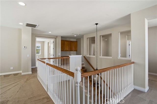 Image 35 of 63 For 24089 Golden Mist