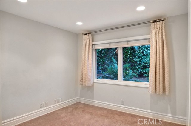 1529 Keel Drive, Corona del Mar CA: https://media.crmls.org/medias/86180555-129b-4af9-9b5e-672d7244c3f9.jpg