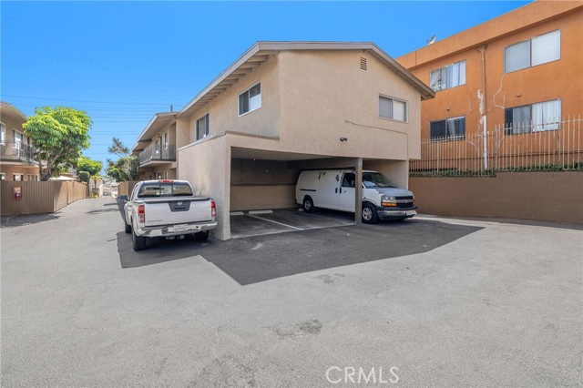 Image 6 of 17 For 837 Beach Avenue