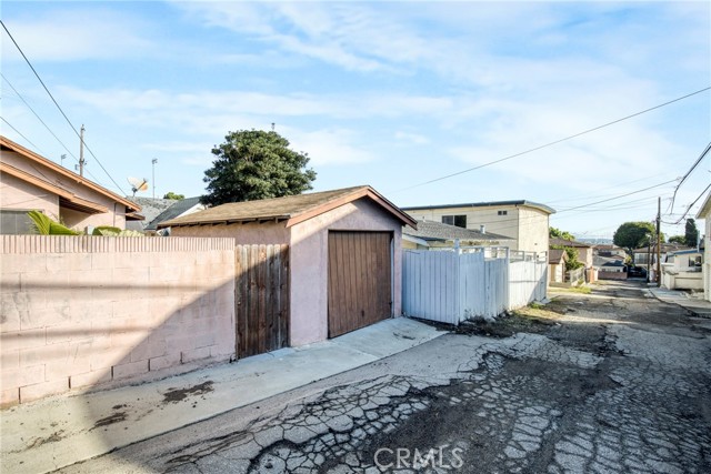 Detail Gallery Image 28 of 37 For 959 W 17th #1/2,  San Pedro,  CA 90731 - 1 Beds | 1 Baths