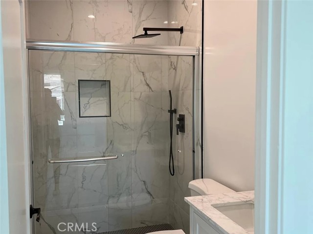 Detail Gallery Image 4 of 10 For 22823 Crespi St.,, Woodland Hills,  CA 91364 - 2 Beds | 2/1 Baths