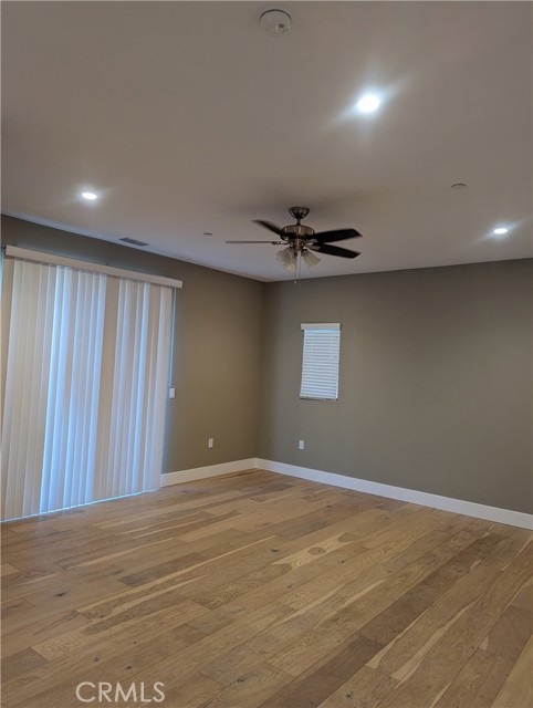 Detail Gallery Image 16 of 18 For 8254 Sharuzi Ln, Northridge,  CA 91325 - 3 Beds | 2/1 Baths