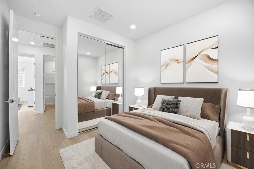 MLS #IV25250152 image #27