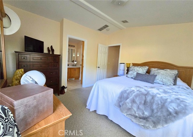 408 Tanglewood, Oroville CA: https://media.crmls.org/medias/861dd66e-3f17-47fe-a8b2-465e68b1cec8.jpg