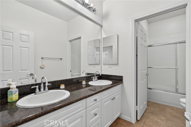 Image 28 of 46 For 26812 Peppertree Drive