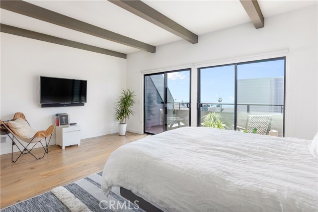 Detail Gallery Image 16 of 32 For 439 Camino De Las Colinas, Redondo Beach,  CA 90277 - 3 Beds | 2/1 Baths