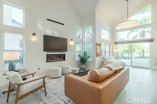 24444 Hampton Drive, Valencia CA: https://media.crmls.org/medias/861ee7f1-1bf7-4883-9827-d34f850f5707.jpg