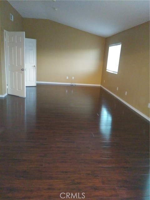 Detail Gallery Image 7 of 14 For 33157 Leeward Way, Lake Elsinore,  CA 92530 - 5 Beds | 3 Baths