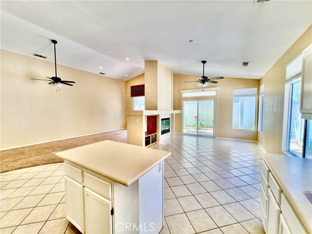 26933 Circus Drive, Menifee CA: https://media.crmls.org/medias/862077a0-e792-43ee-8aee-6ffe05f15abf.jpg