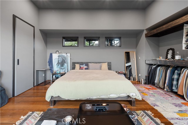 19778 Grand View Drive, Topanga CA: https://media.crmls.org/medias/8621153d-0942-423e-b30a-8cebfd00afbb.jpg