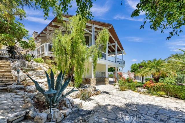 58 Dapplegray Ln, Rolling Hills Estates, California 90274, 4 Bedrooms Bedrooms, ,4 BathroomsBathrooms,Residential,Sold,Dapplegray Ln,SB22131207