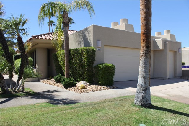 25 Kavenish, Rancho Mirage, CA 92270