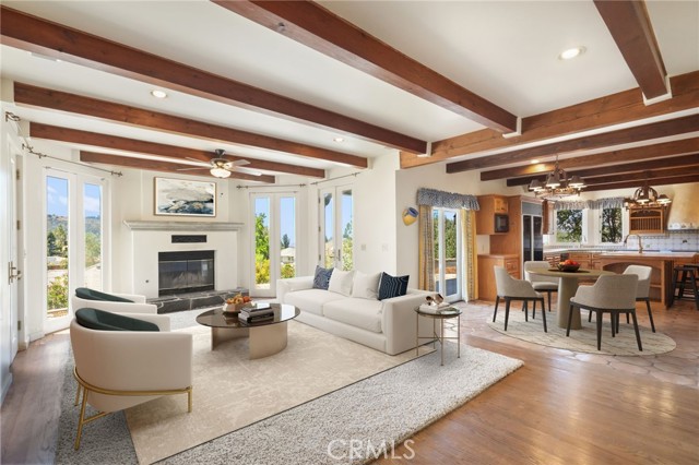 13532 Pineridge Court, Yucaipa CA: https://media.crmls.org/medias/8621f9a8-136a-4884-bcc8-6f3a7cb92c3e.jpg