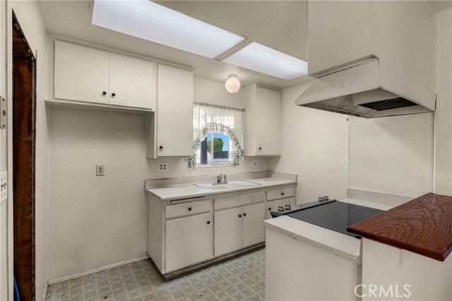 Detail Gallery Image 11 of 42 For 9452 Litchfield, Huntington Beach,  CA 92646 - 2 Beds | 1 Baths