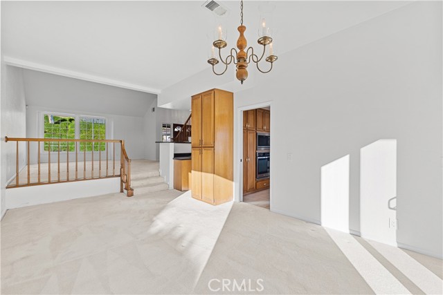 Detail Gallery Image 10 of 52 For 3940 E Summitridge Ln, Orange,  CA 92867 - 5 Beds | 3 Baths