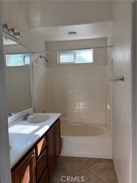 Detail Gallery Image 7 of 9 For 25251 Windy Cove #1,  Murrieta,  CA 92562 - 2 Beds | 2/1 Baths