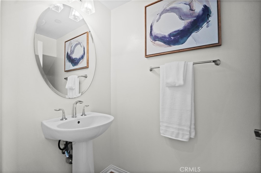 https://media.crmls.org/medias/862285a2-d166-43d6-aea4-8989db1b9443.jpg?preset=X-Large