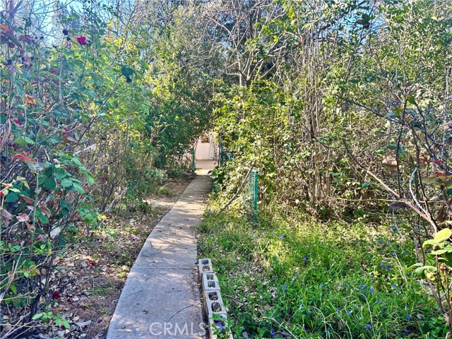 Detail Gallery Image 7 of 26 For 35780 Eureka Ave, Yucaipa,  CA 92399 - 6 Beds | 3 Baths