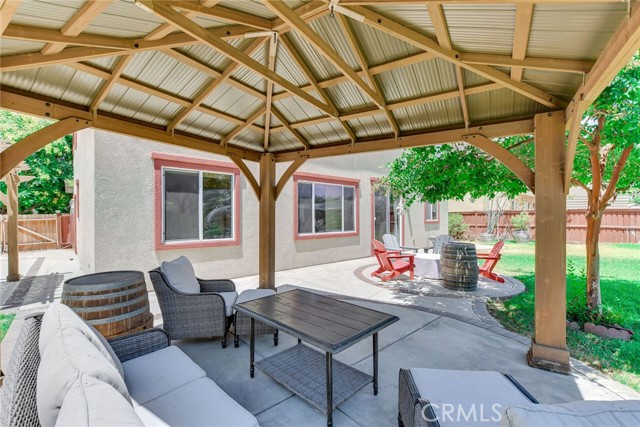 12139 Serra Avenue, Chino CA: https://media.crmls.org/medias/86231204-4394-4bd2-be71-26a1e43dcbed.jpg
