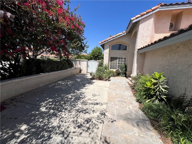 3177 Wicklow Drive, Riverside CA: https://media.crmls.org/medias/8623830b-cdcc-4817-b862-7e75ef9631b7.jpg