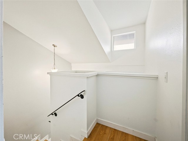 27564 Rondell photo 20