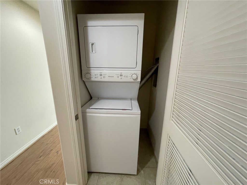 MLS #OC25264975 image #8