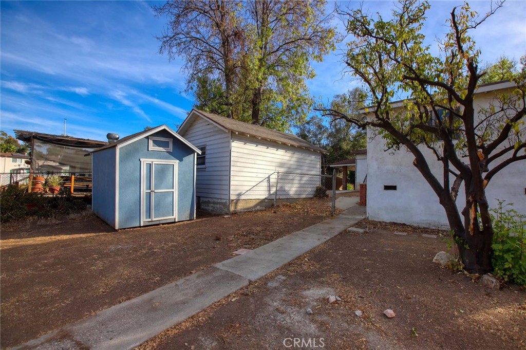 8624E634 E9F1 4Bd0 A332 8997512A87F8 8811 Yates Street, Sunland, Ca 91040 &Lt;Span Style='BackgroundColor:transparent;Padding:0Px;'&Gt; &Lt;Small&Gt; &Lt;I&Gt; &Lt;/I&Gt; &Lt;/Small&Gt;&Lt;/Span&Gt;