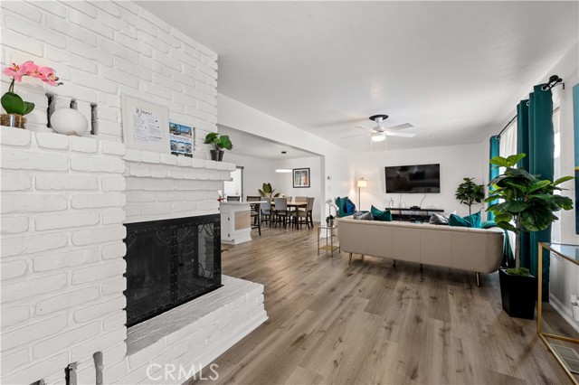 Detail Gallery Image 22 of 64 For 925 S Purdue Ave, Fresno,  CA 93727 - 5 Beds | 4 Baths