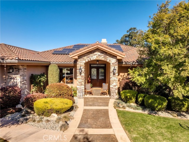 325 Red Oak Way, Arroyo Grande CA: https://media.crmls.org/medias/8626f298-0d6f-47c5-b1e2-60b2be66cd41.jpg